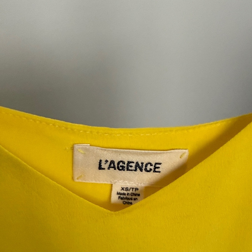 L'AGENCE Vibrant Yellow top